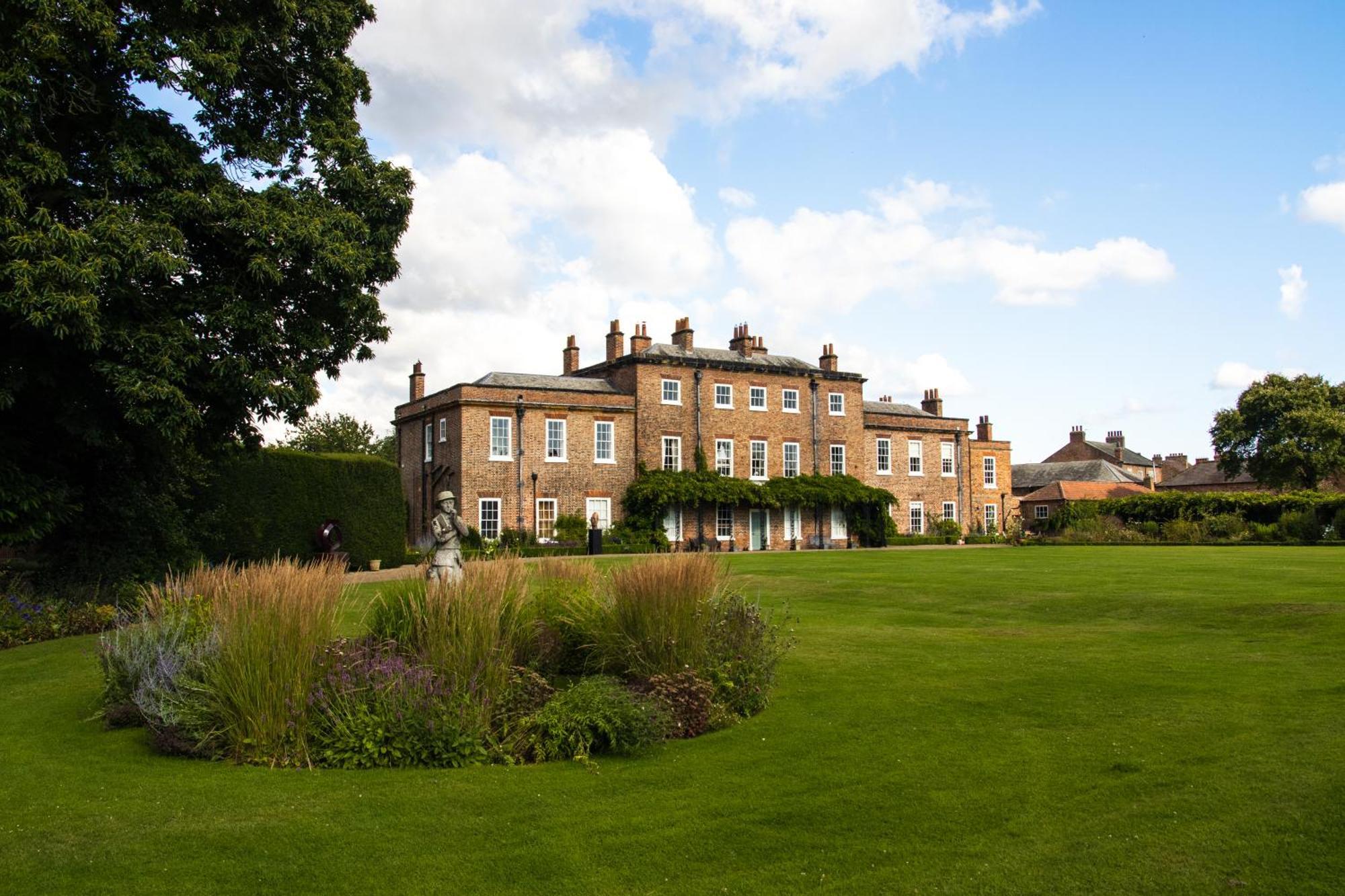 Thirsk Hall South Wing, North Yorkshire Екстер'єр фото